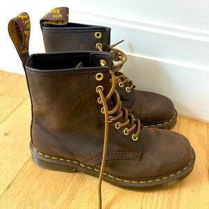 Crazy Horse 1460 Brown Lace up Boots